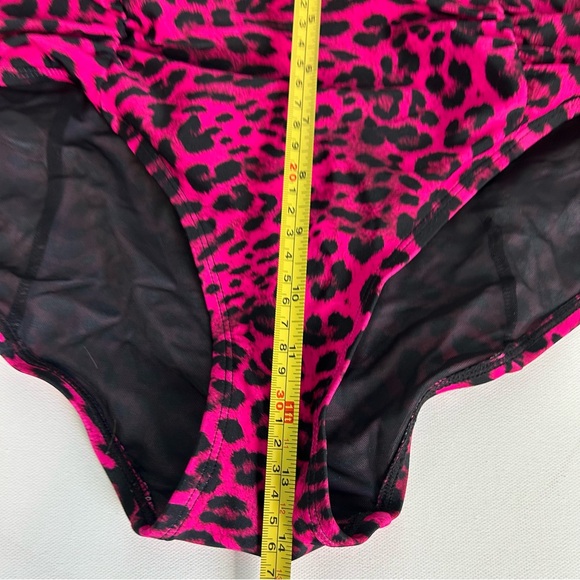 Torrid Swim Bottoms Women’s 2X Pink Black Leopard Print High-Waisted - Picture 8 of 10